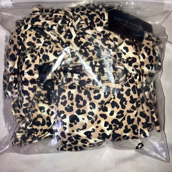 Two piece leopard bikini - Picture 4 of 7